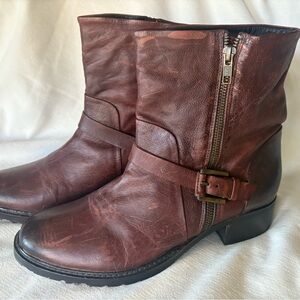 NWOT Adam Tucker Dark Brown Moto Boots women’s size 10